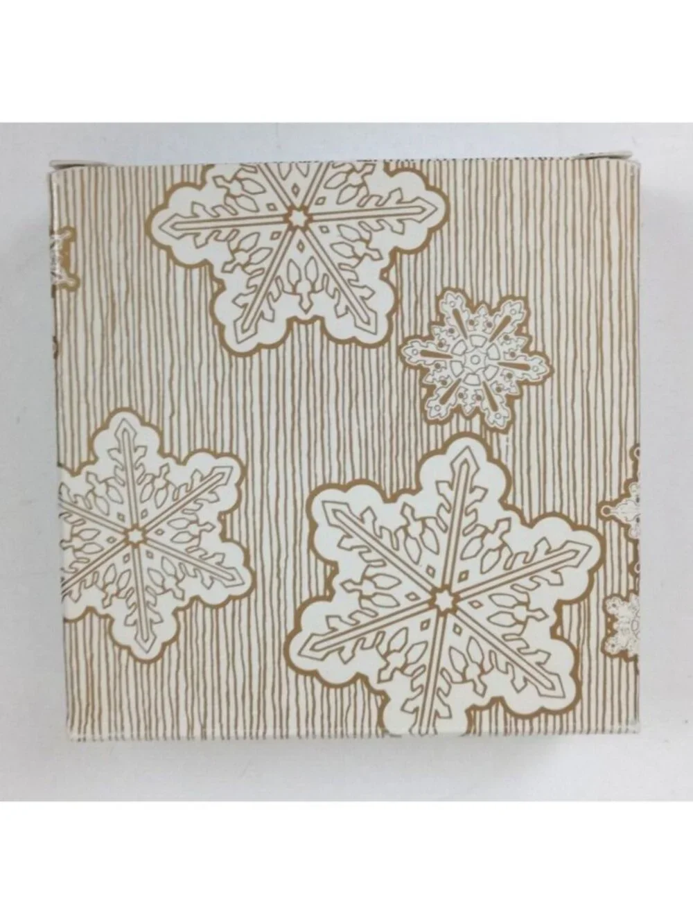 Vintage Avon 1983 Christmas Remembrance Ceramic Snowflake 14K Gold Made In Japan